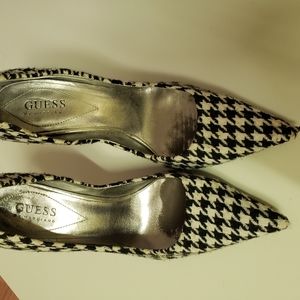 Houndstooth pumps by Guess